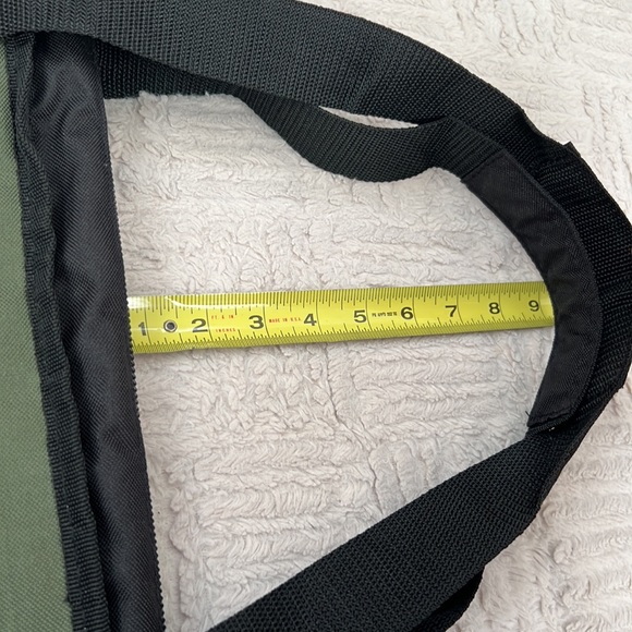 Ozark Trail 50-can thermal tote bag New with tags, green with black trim - Picture 15 of 16